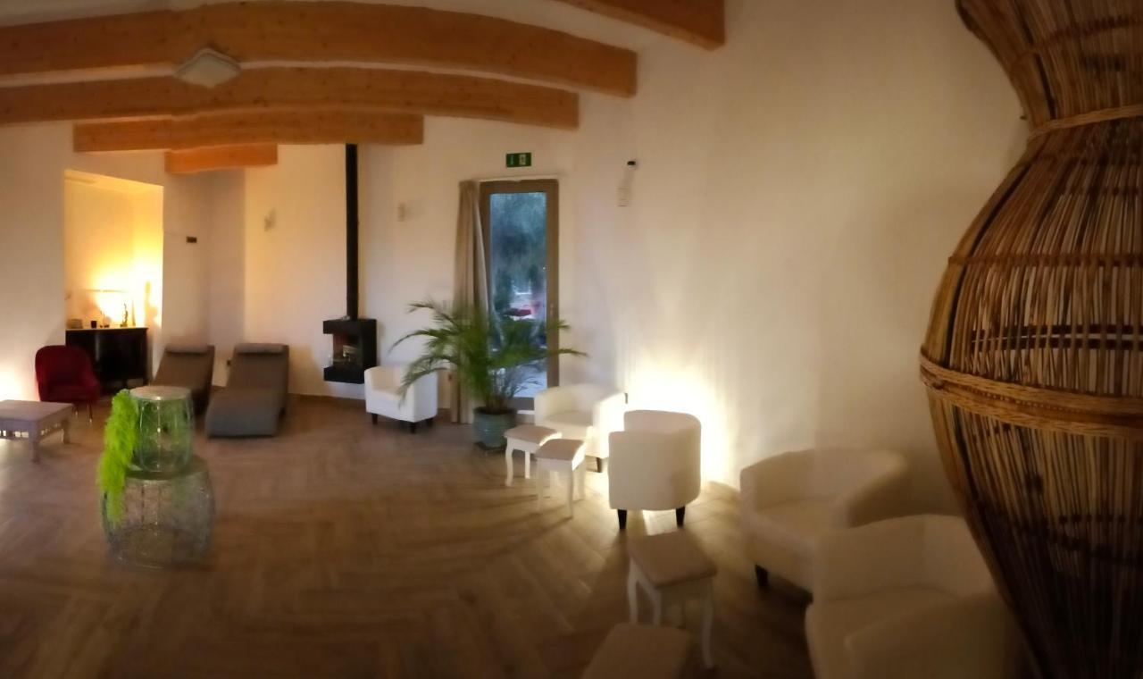 Artmonia Hotel Castalla Ngoại thất bức ảnh
