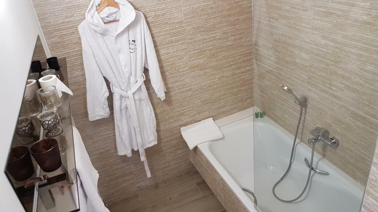 Artmonia Hotel Castalla Ngoại thất bức ảnh
